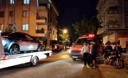 Çekmeköy’de Ara Sokağa Kontrolsüz Çıkan İki Otomobil Kaza Yaptı